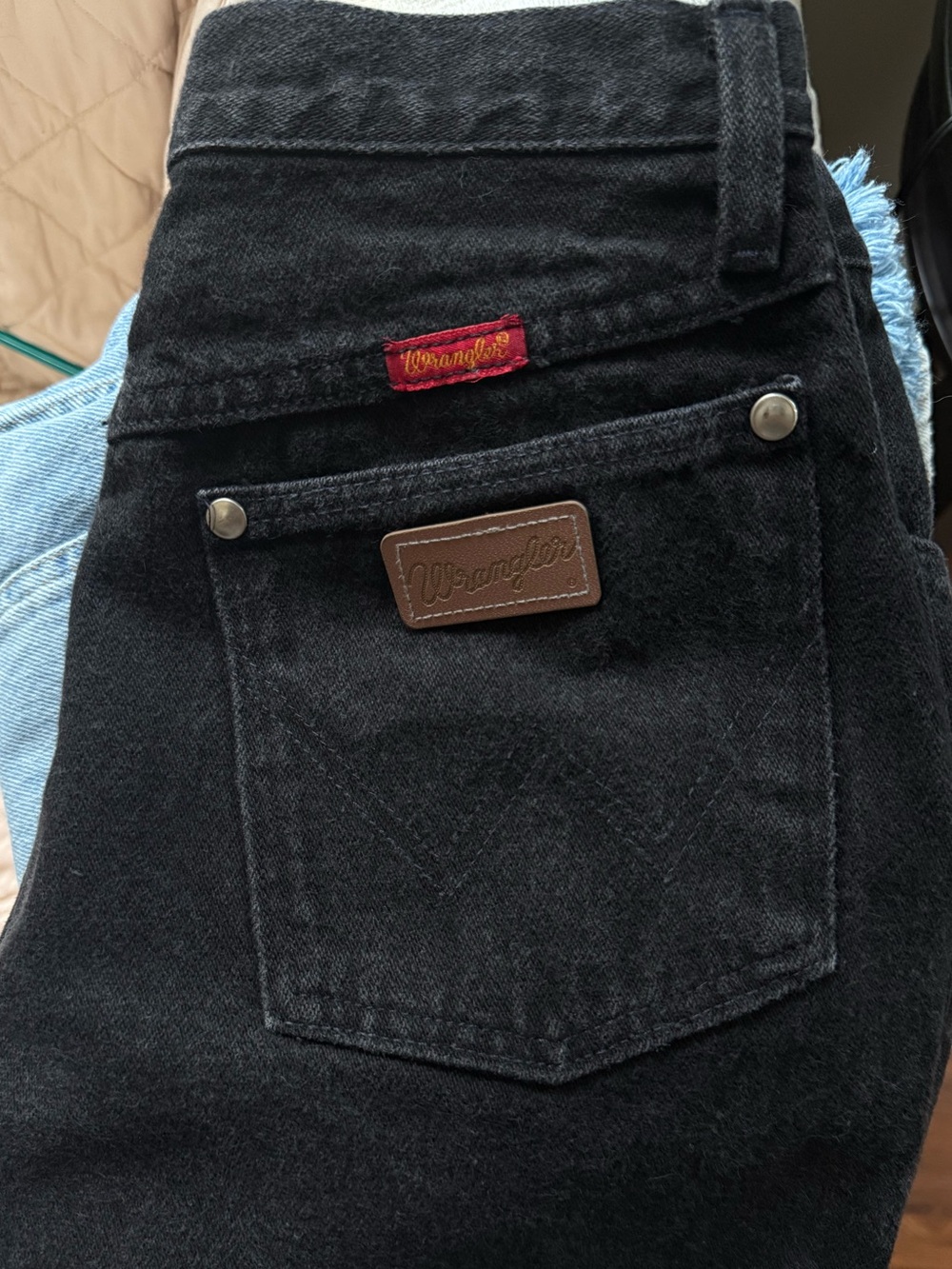 Wrangler black denim shorts - Picture 6 of 6